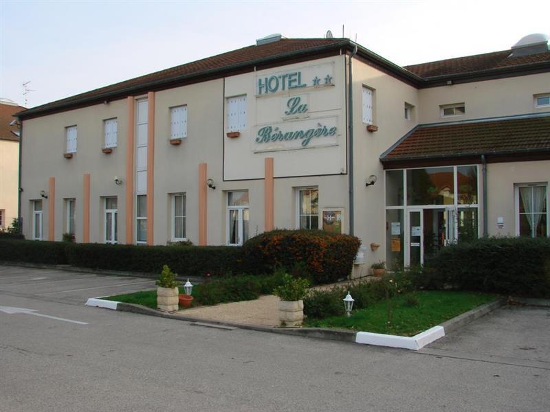 Hotel La Berangere Perouges Exterior photo